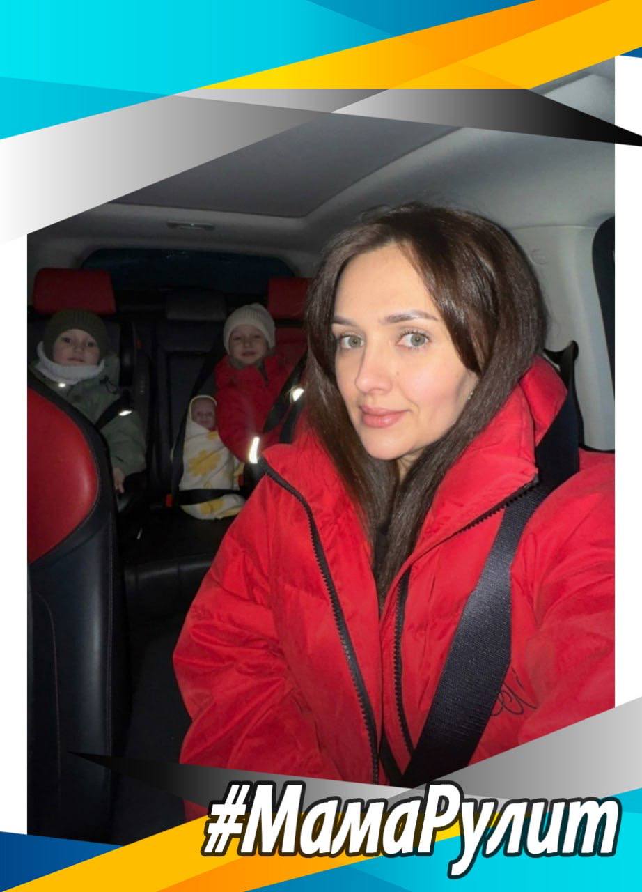 Ко Дню матери сотрудники Госавтоинспекции г. Ярославля организовали интернет-флешмоб #МамаРулит Ко Дню матери сотрудники Госавтоинспекции г. Ярославля организовали интернет-флешмоб #МамаРулит