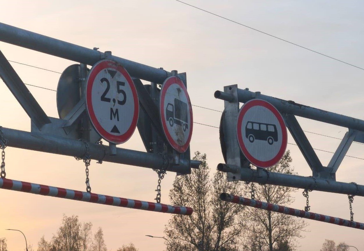 В Ярославле устанавливают ограничители высоты для большегрузов