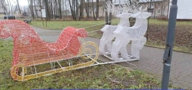 Сотрудниками полиции Некоуза установлены двое мужчин причастных к повреждению новогодней инсталляции