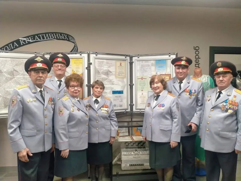 Хор ветеранов УМВД России по Ярославской области принял участие в юбилейных мероприятиях коллег по творческому цеху в Вологде Хор ветеранов УМВД России по Ярославской области принял участие в юбилейных мероприятиях коллег по творческому цеху в Вологде