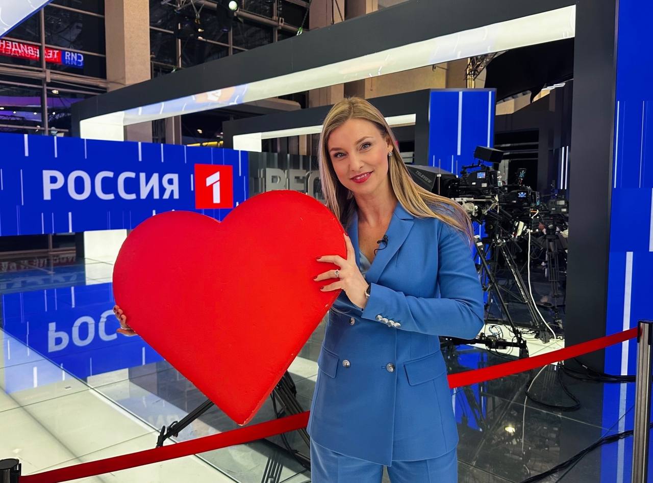 Сегодня свой день рождения отмечает директор ГТРК «Ярославия» Яна Анатольевна Карушкина Сегодня свой день рождения отмечает директор ГТРК «Ярославия» Яна Анатольевна Карушкина