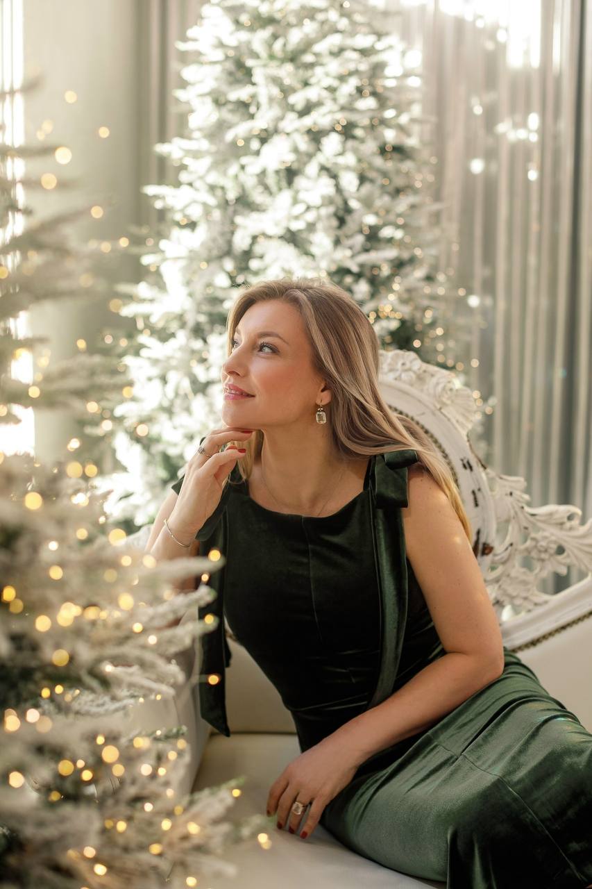 Сегодня свой день рождения отмечает директор ГТРК «Ярославия» Яна Анатольевна Карушкина