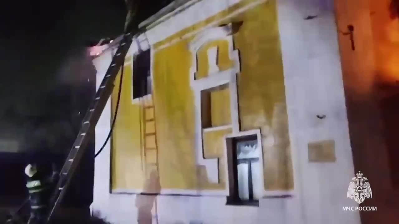 В Переславле-Залесском горело общежитие Никитинского монастыря