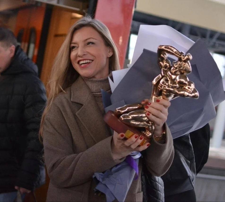 Сегодня свой день рождения отмечает директор ГТРК «Ярославия» Яна Анатольевна Карушкина Сегодня свой день рождения отмечает директор ГТРК «Ярославия» Яна Анатольевна Карушкина