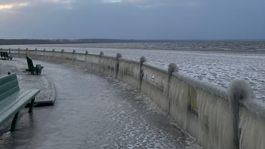 Морозный арт украсил набережную Переславля-Залесского