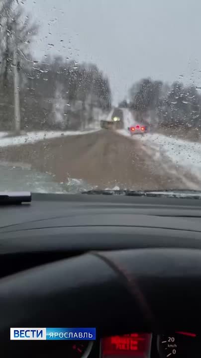 Ситуация на месте ДТП на улице Куропаткова в Ярославле