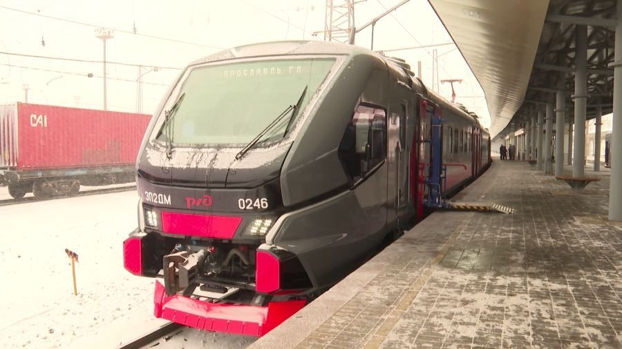 Из Ярославля —> в Санкт-Петербург — на двухэтажном поезде