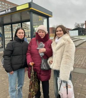 Дмитрий Рудаков: Для тепла и добра.. Трогательную акцию запустили накануне Нового года студенты Рыбинского педагогического колледжа. Будущие воспитатели и учителя дарят пожилым жителям варежки с пожеланиями здоровья в...