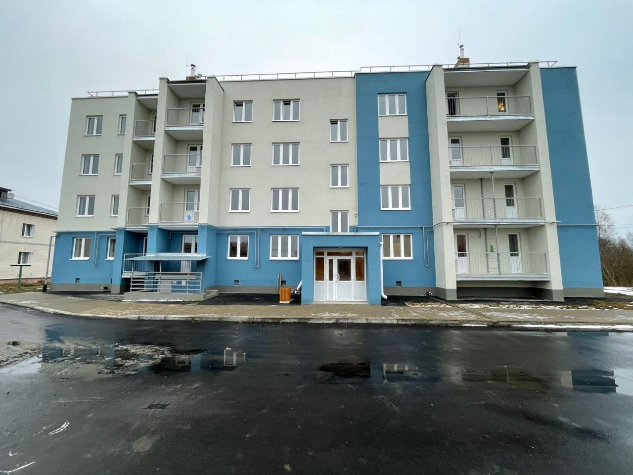 В поселке Каменники Рыбинского муниципального округа Ярославской области при активном участии прокуратуры завершено строительство многоквартирного дома В поселке Каменники Рыбинского муниципального округа Ярославской области при активном участии прокуратуры завершено строительство многоквартирного дома