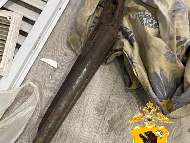 В историческом здании на ул. Крестовой г. Рыбинска обнаружен обрез охотничьего ружья В историческом здании на ул. Крестовой г. Рыбинска обнаружен обрез охотничьего ружья