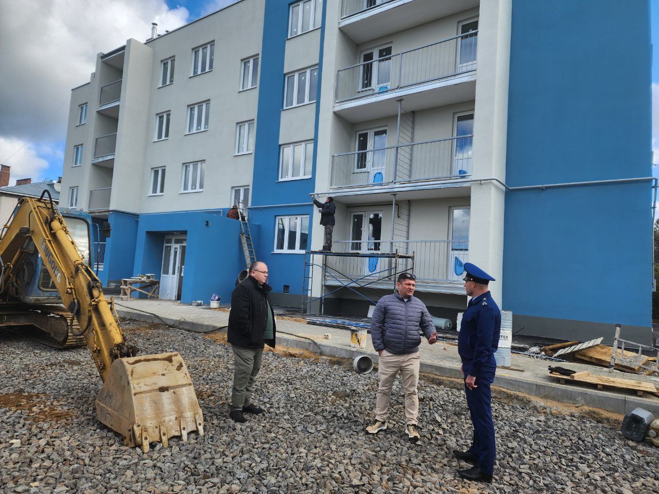 В поселке Каменники Рыбинского муниципального округа Ярославской области при активном участии прокуратуры завершено строительство многоквартирного дома В поселке Каменники Рыбинского муниципального округа Ярославской области при активном участии прокуратуры завершено строительство многоквартирного дома