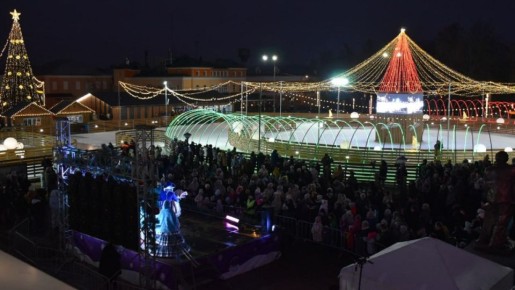 В Переславле-Залесском открыли новогодний каток