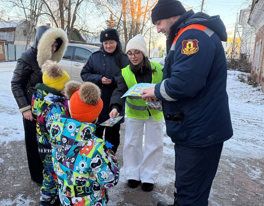 Родительские патрули вышли на улицы области Родительские патрули вышли на улицы области