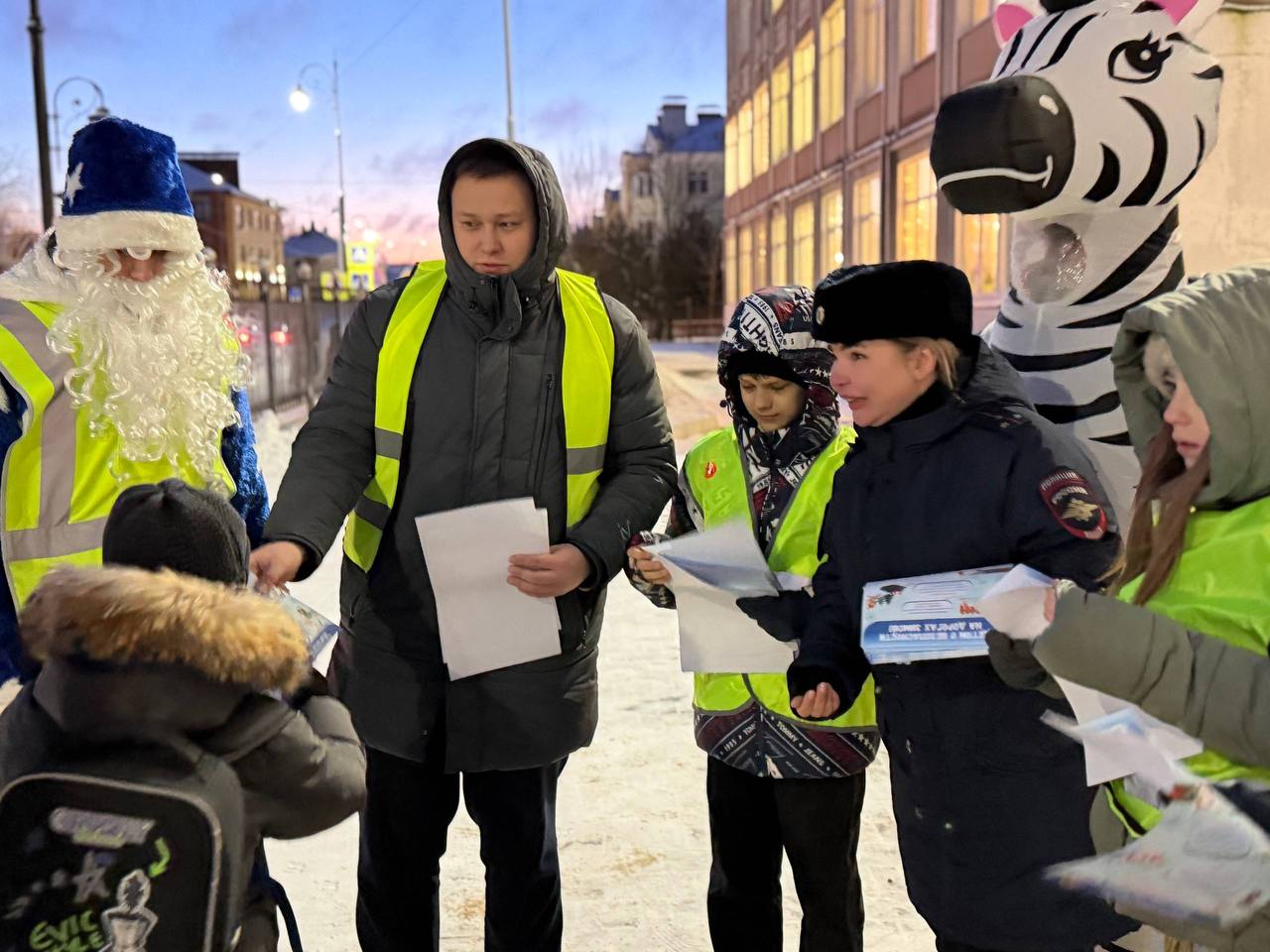 Родительские патрули вышли на улицы области Родительские патрули вышли на улицы области