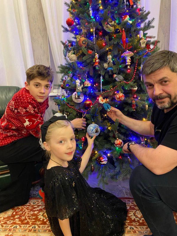 Дмитрий Рудаков: С наступившим Новым годом! Поздравляю и желаю всего лучшего!