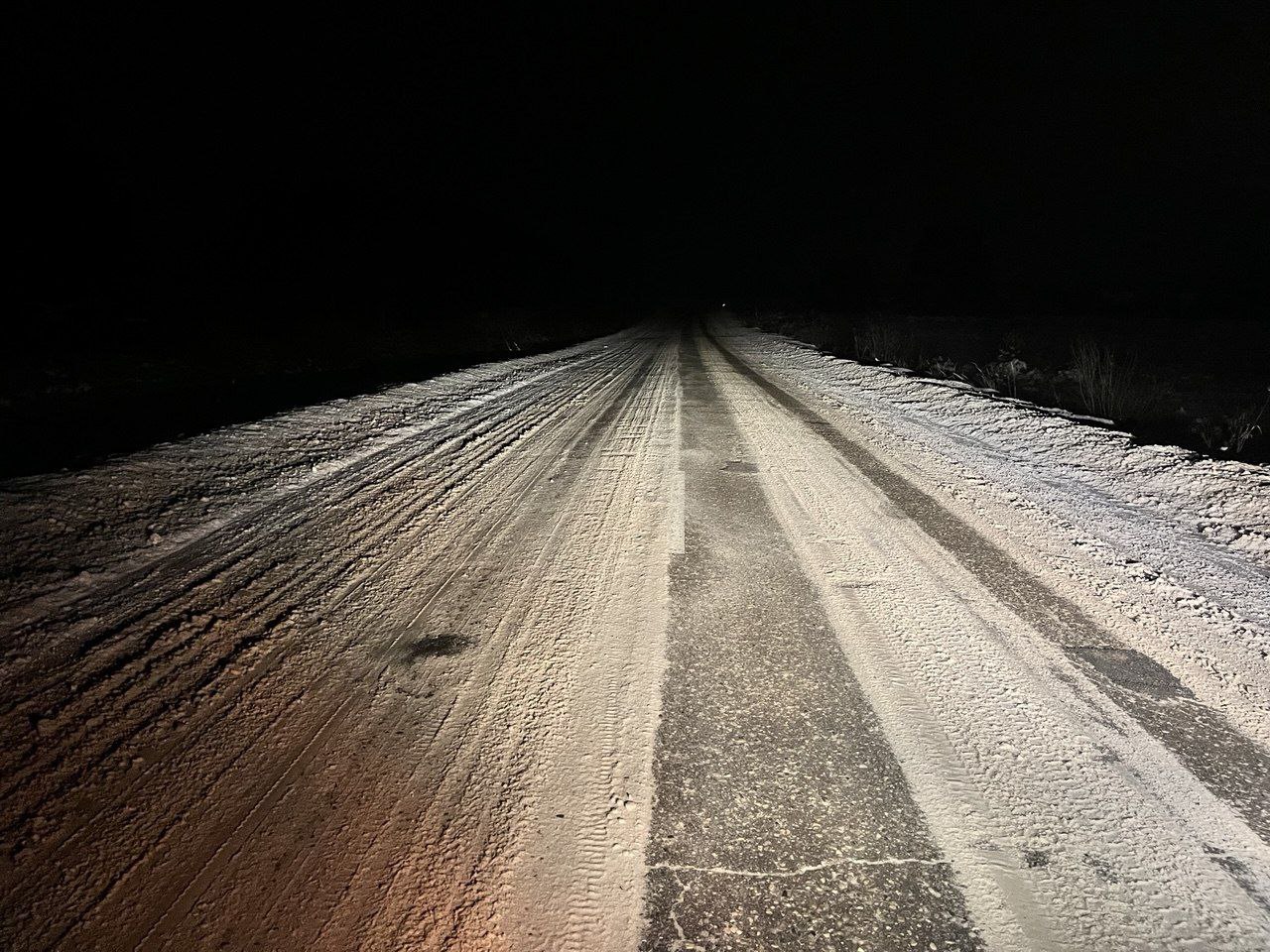 После вмешательства Переславской межрайонной прокуратуры организована уборка снега на дороге регионального значения, по которой ходит рейсовый автобус