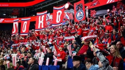 Ярославский «Локомотив» на выезде уступил «Металлургу»