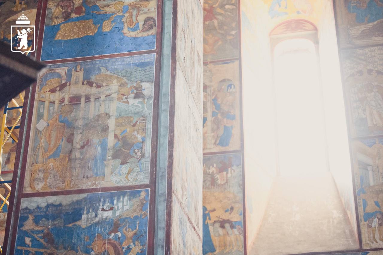 Артём Молчанов: Поздравляю ярославцев и всех православных христиан с Рождеством Христовым!