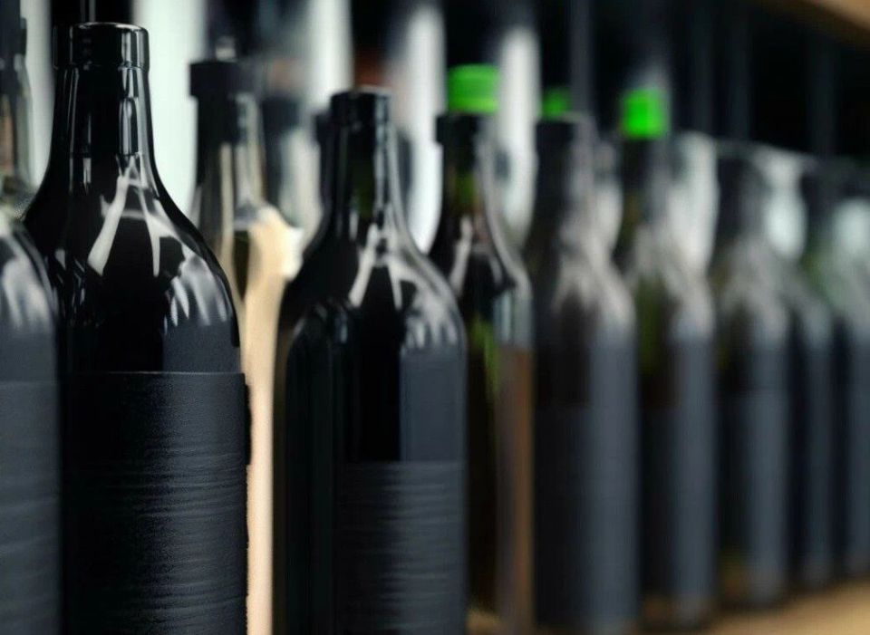 ™™™™™. Полицией Дзержинского района возбуждено уголовное дело о краже алкоголя из магазина