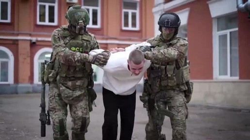 Как вербовщики входят в доверие?