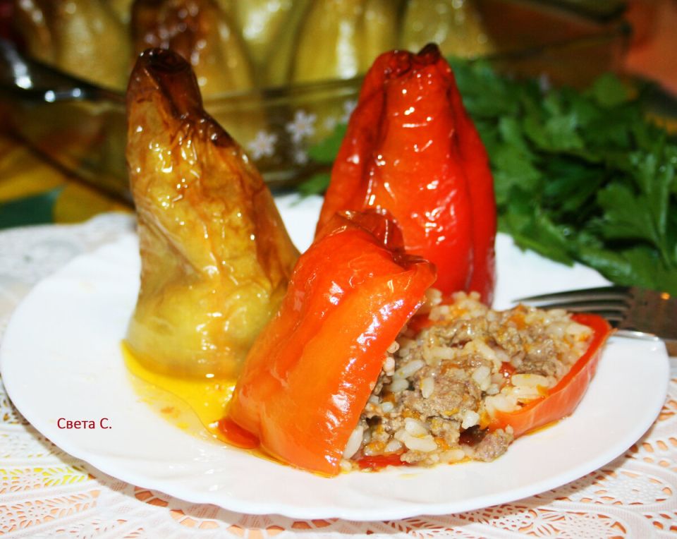 Новый взгляд на классический рецепт: фаршированные перцы от шефов