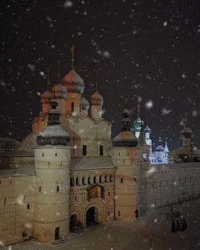 Маршрут «Золотое кольцо» к своему 60-летию увеличится на 49 новых городов и сел, впервые охватив Нижегородскую и Тверскую области, сообщили в правительстве