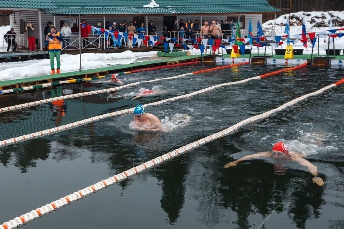 Под Ярославлем пловцы со всей России нырнут в трескучий мороз