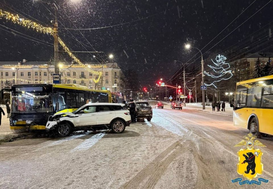 В результате ДТП в Рыбинске пострадали 4 человека