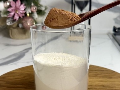 Удобный десерт без суеты: Красный бархат в стаканах