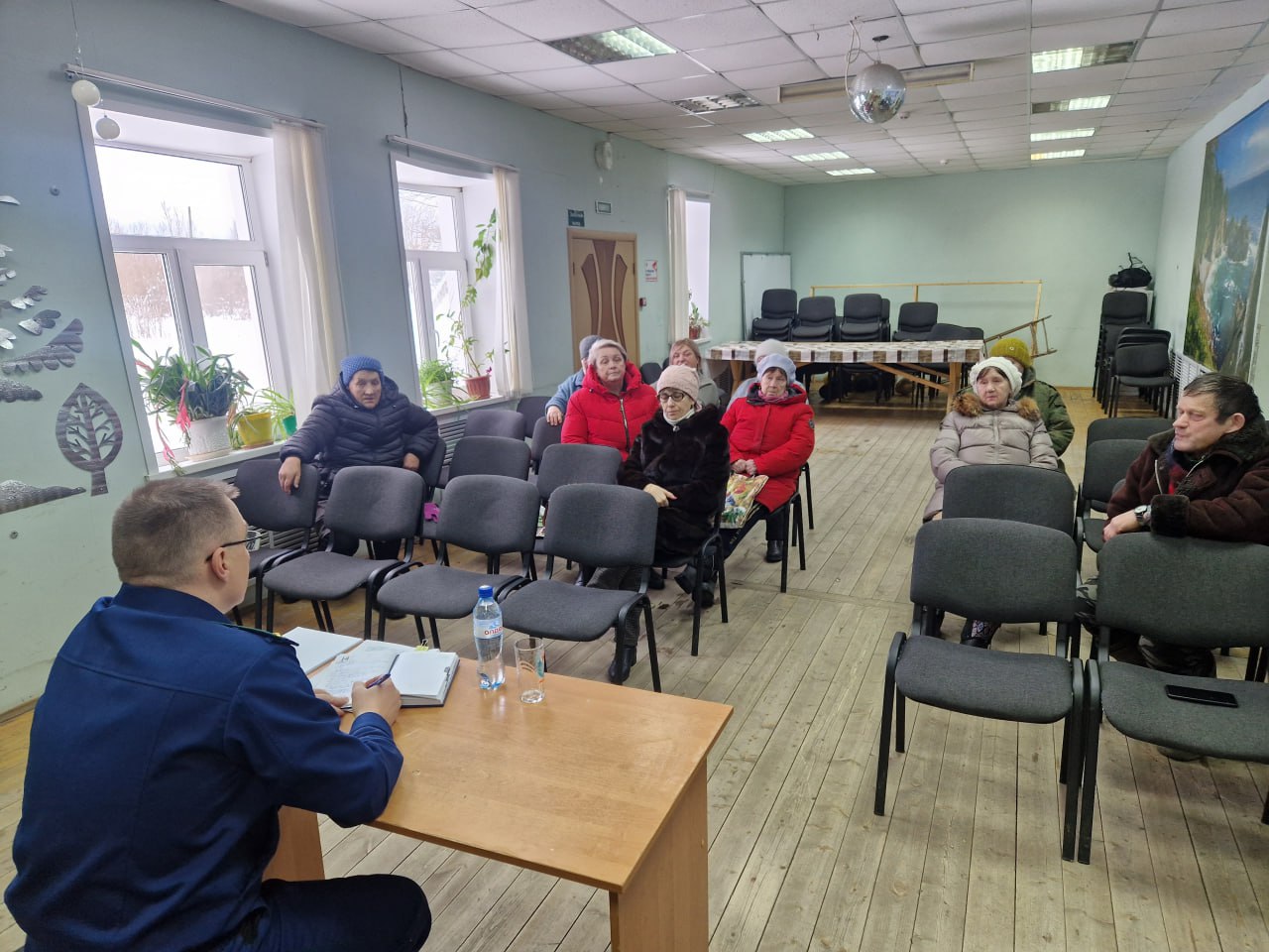 Прокурор Первомайского района Дмитрий Борисов провел выездной личный прием жителей станции Скалино Первомайского округа