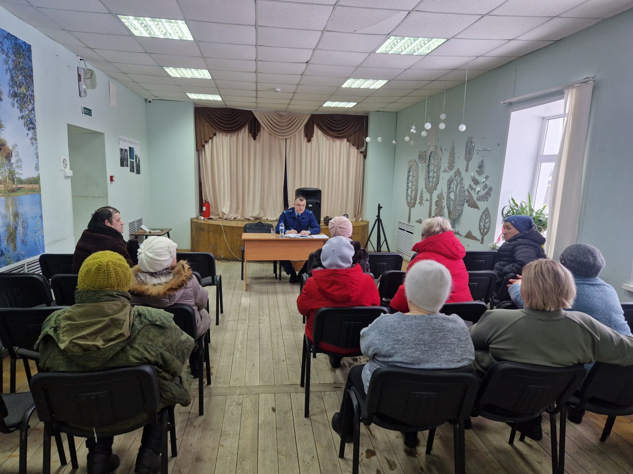 Прокурор Первомайского района Дмитрий Борисов провел выездной личный прием жителей станции Скалино Первомайского округа Прокурор Первомайского района Дмитрий Борисов провел выездной личный прием жителей станции Скалино Первомайского округа