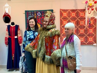 В Ярославле открылась выставка «Аллея мастеров»