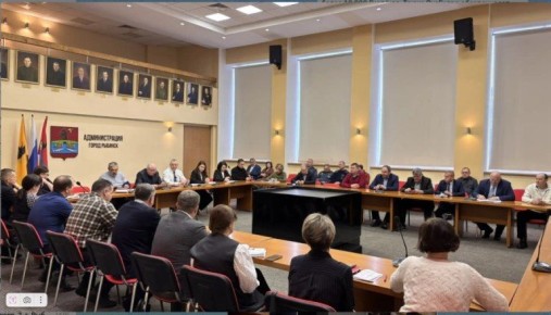 Инцидент с обрушением кровли рассмотрели на расширенном совещании коммунальных служб