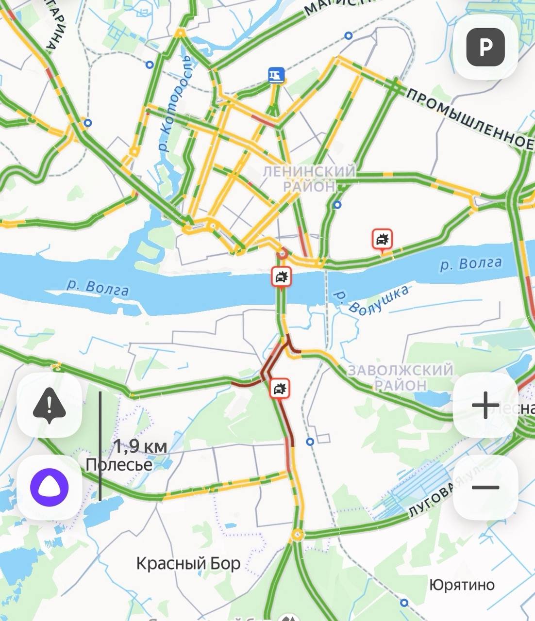Ярославцы встали в пробку из-за ДТП на Октябрьском мосту Ярославцы встали в пробку из-за ДТП на Октябрьском мосту