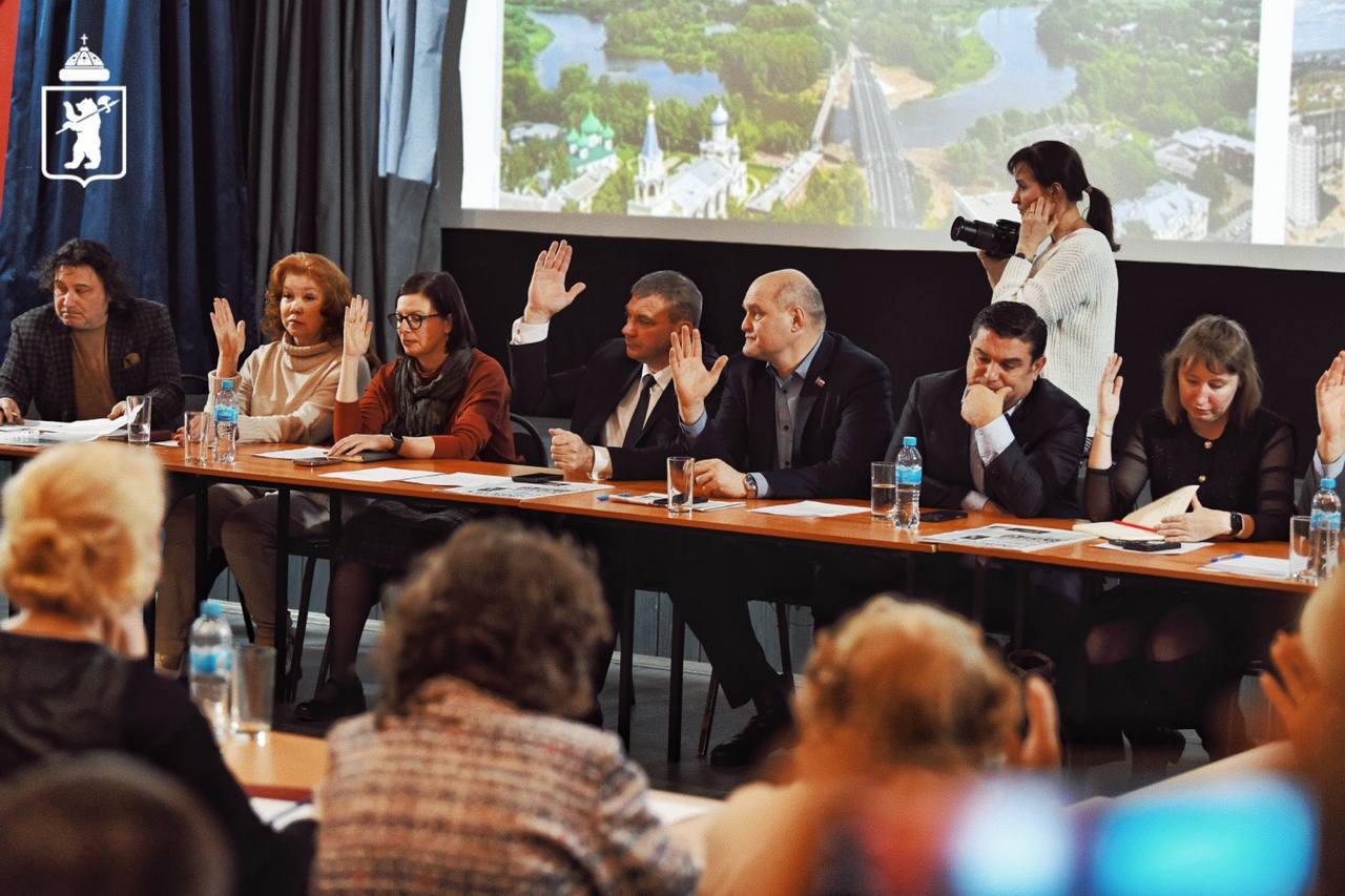 Артём Молчанов: Провели координационный совет во Фрунзенском и Красноперекопском районах города Артём Молчанов: Провели координационный совет во Фрунзенском и Красноперекопском районах города