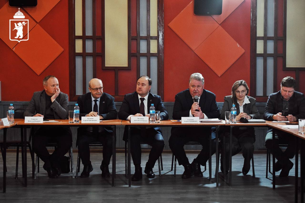 Артём Молчанов: Провели координационный совет во Фрунзенском и Красноперекопском районах города Артём Молчанов: Провели координационный совет во Фрунзенском и Красноперекопском районах города