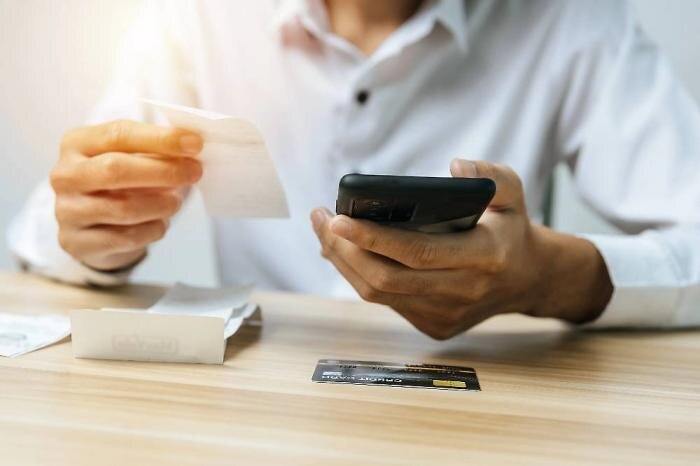 Семьи участников СВО призывают ЦБ упростить процедуру разблокировки счетов