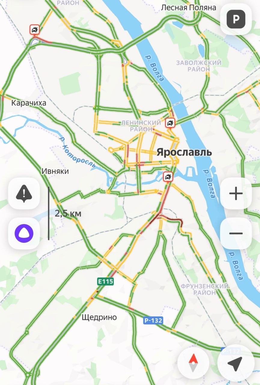 Кажется, без вечернего транспортного коллапса на дорогах сегодня не обойтись