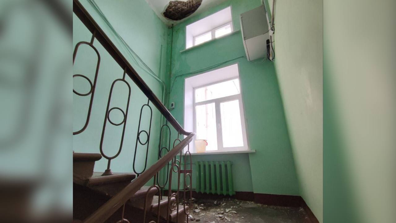 Прокуратура назвала причину обрушения потолка в доме на Свердлова в Ярославле