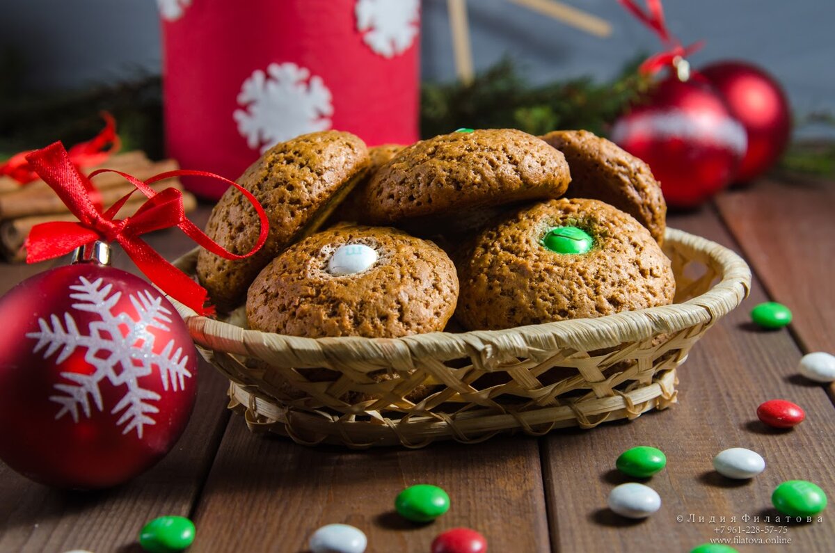 Имбирное печенье с кокосом и шоколадом: Праздничный деликатес