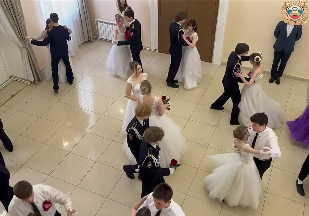 XII кадетский бал в Гаврилов-Яме — праздник, который запомнится надолго!