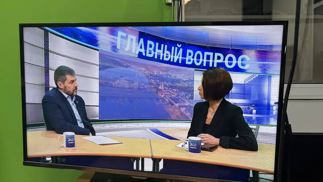 Дмитрий Рудаков: Вопросы масштабного городского благоустройства и перспективы развития Рыбинска, инвестиционные проекты 2026 года, а также зимнюю уборку и вопросы теплоснабжения обсуждаем сегодня в программе «Главный вопрос»...