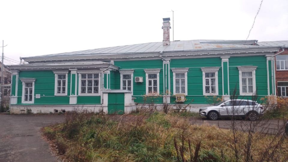 В Переславле-Залесском выставили на торги историческое здание бывшей женской гимназии