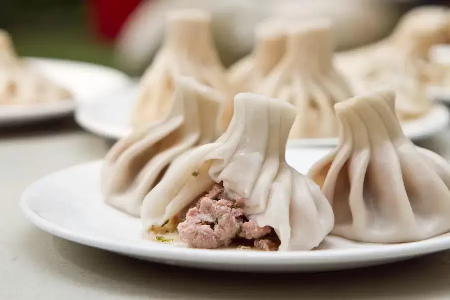 Погружение в грузинскую культуру: Вкусные хинкали с говядиной и свининой