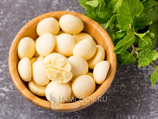 Создайте хрустящее сырное печенье за считанные минуты