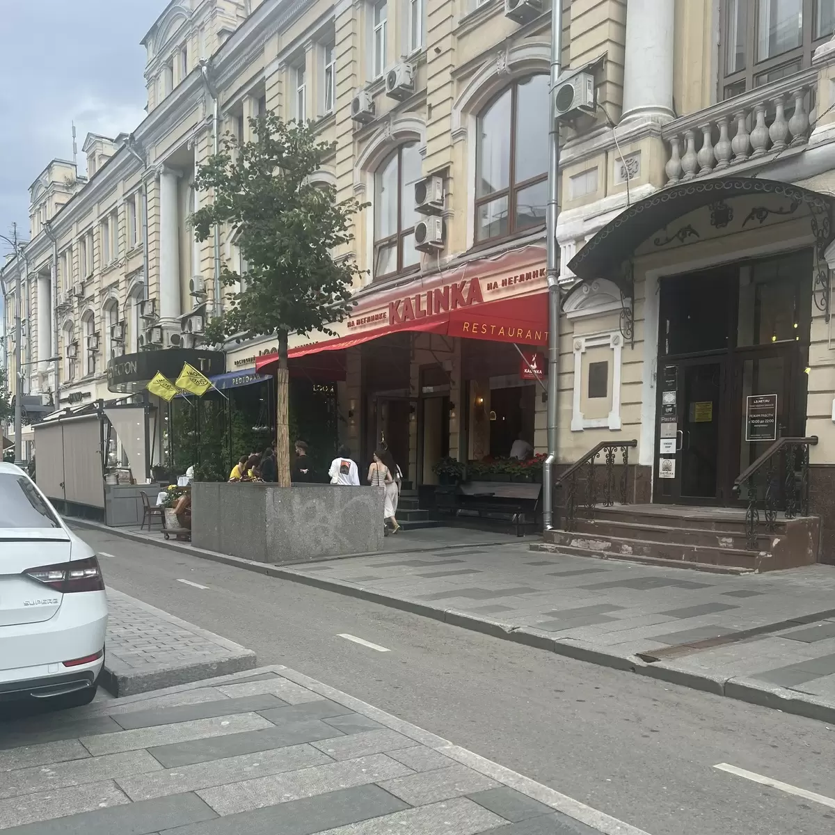 Новый гастрономический эксперимент в центре: ресторан Kalinka на Неглинной