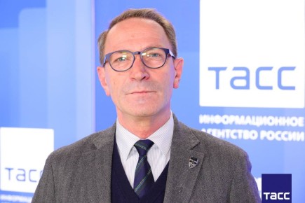 Главное из заявлений, а также фоторепортаж с пресс-конференции в Региональном информационном центре "ТАСС Кавказ", посвященной программе Больших гастролей Российского государственного академического театра драмы им. Ф....