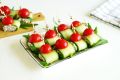 Нежные рулетики из огурца с сыром и красной рыбой для романтического ужина
