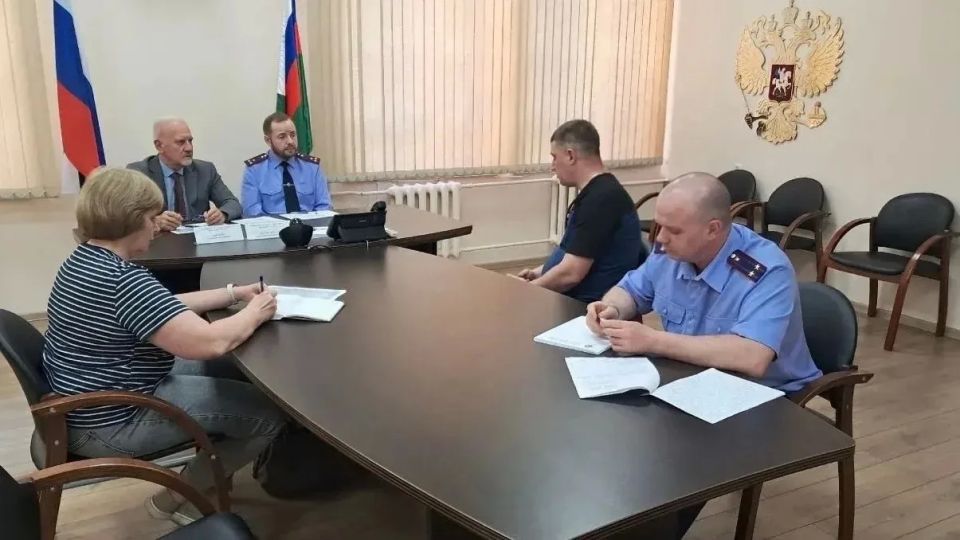 Руководитель регионального следственного управления провел личный прием граждан Руководитель регионального следственного управления провел личный прием граждан