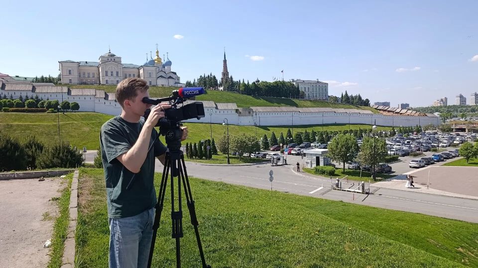 Съемочная группа «Вести. Ярославль» прибыла в Казань на шестой матч финальной серии Кубка Гагарина Съемочная группа «Вести. Ярославль» прибыла в Казань на шестой матч финальной серии Кубка Гагарина